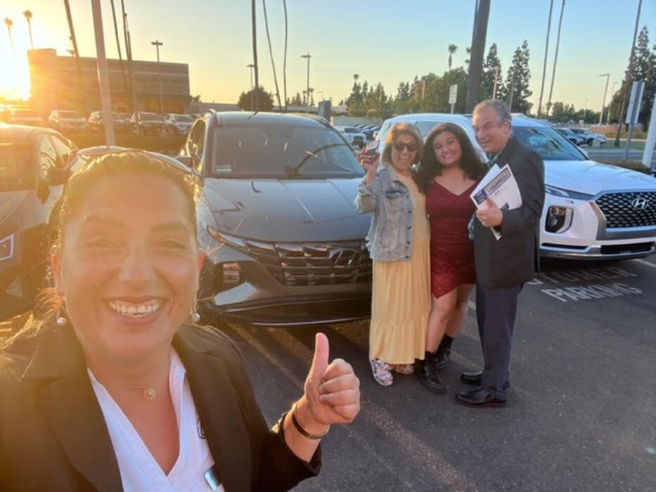 Images Tustin Hyundai