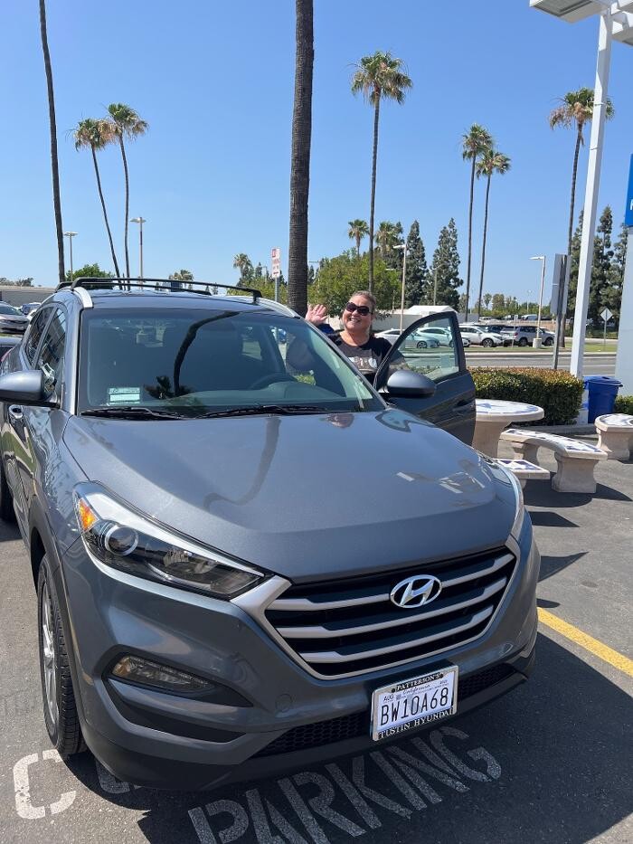 Images Tustin Hyundai