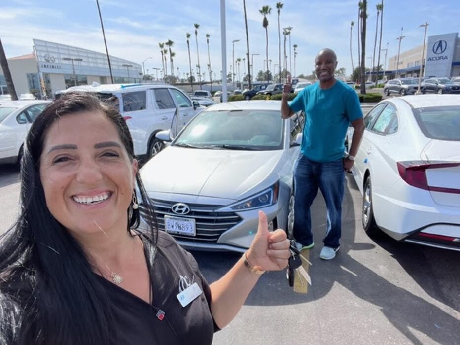 Images Tustin Hyundai