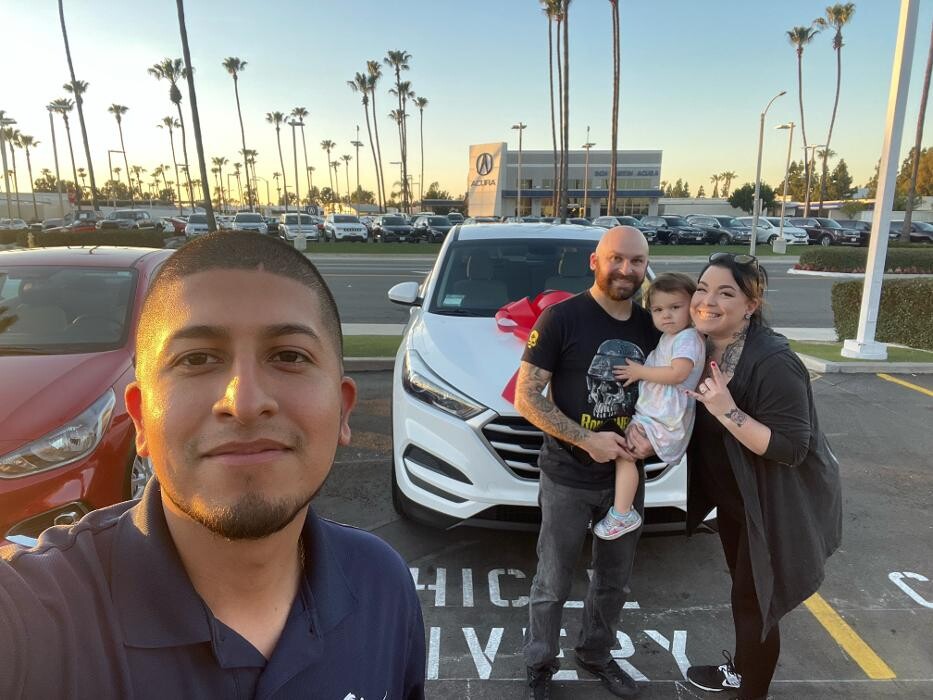 Images Tustin Hyundai