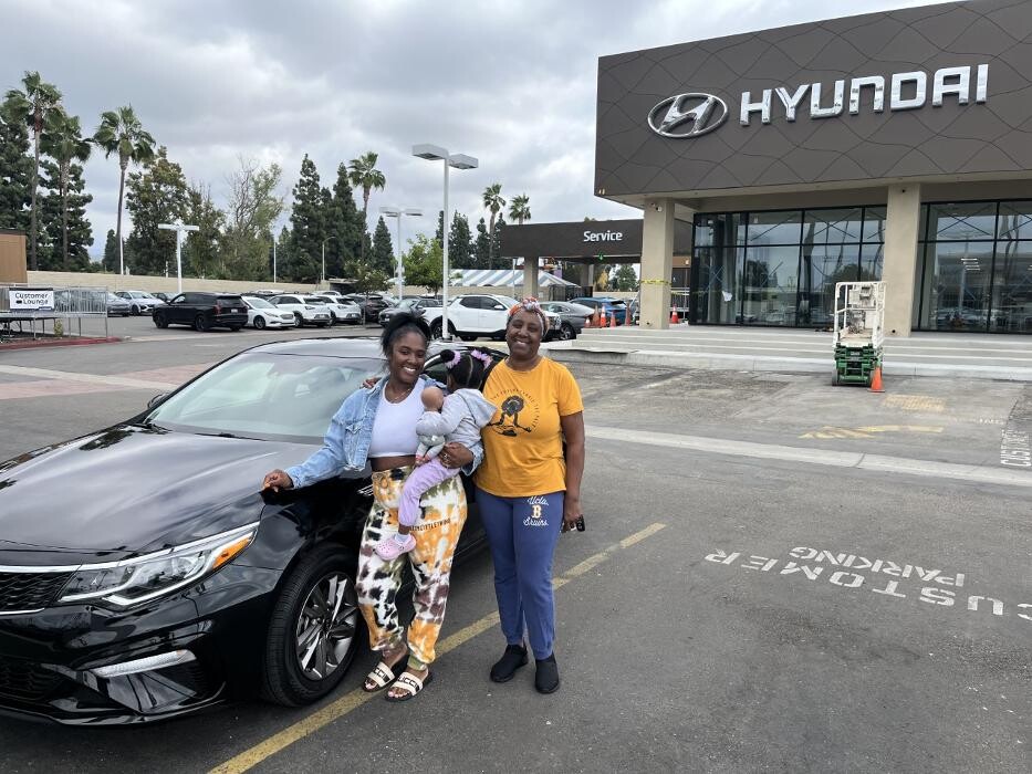 Images Tustin Hyundai