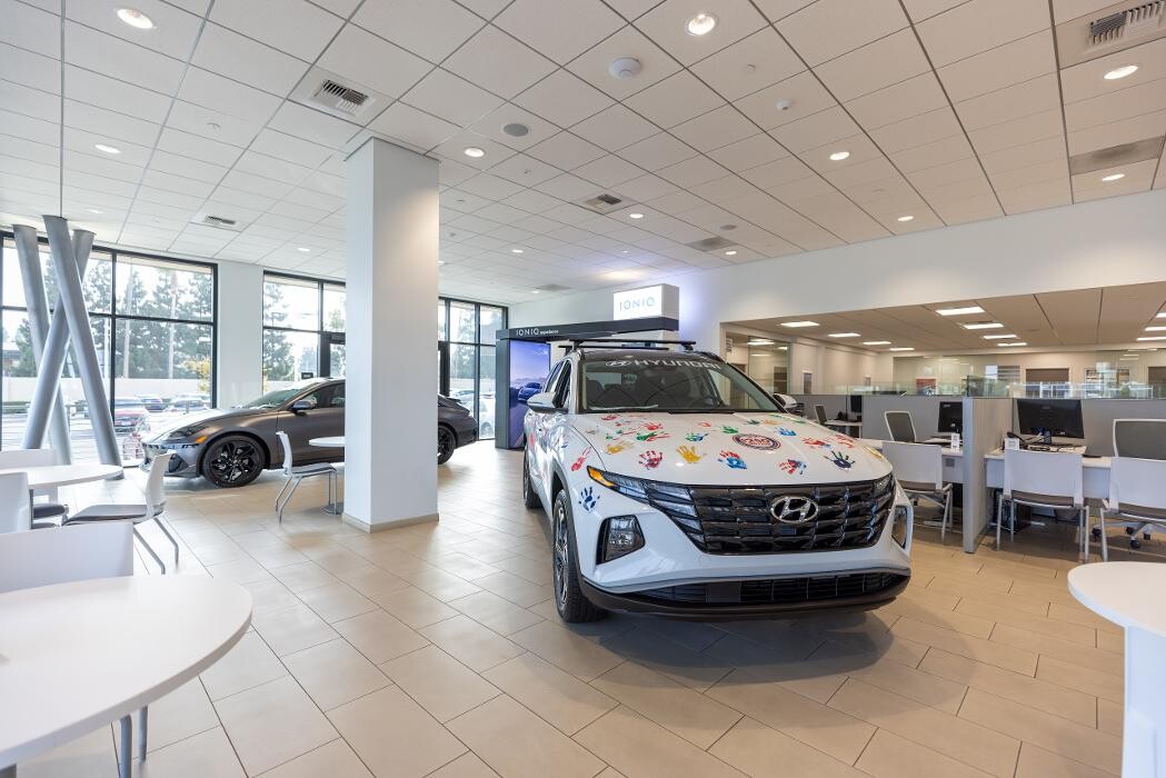 Images Tustin Hyundai