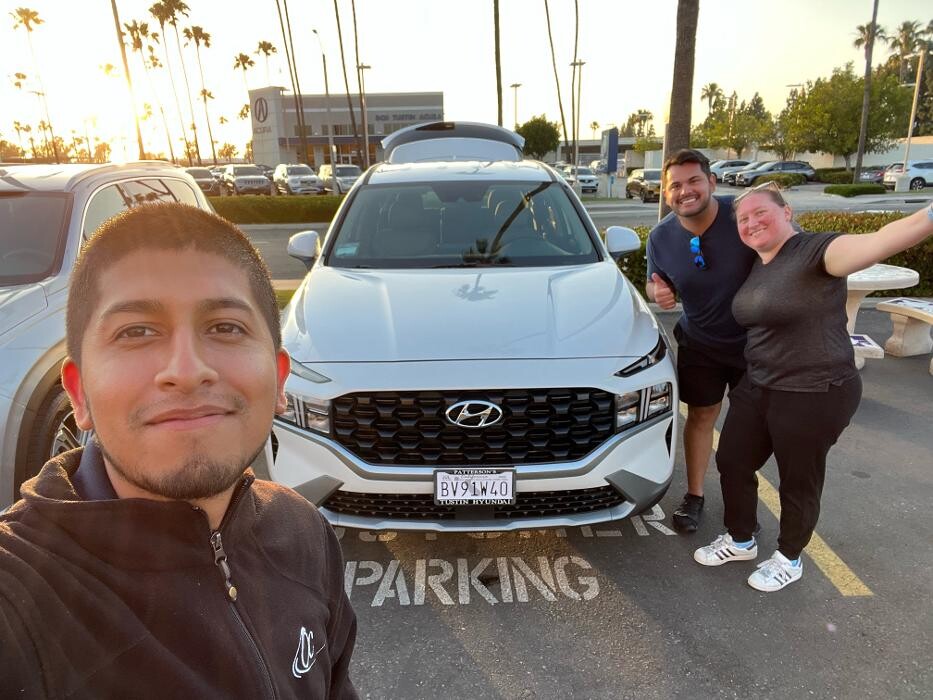 Images Tustin Hyundai