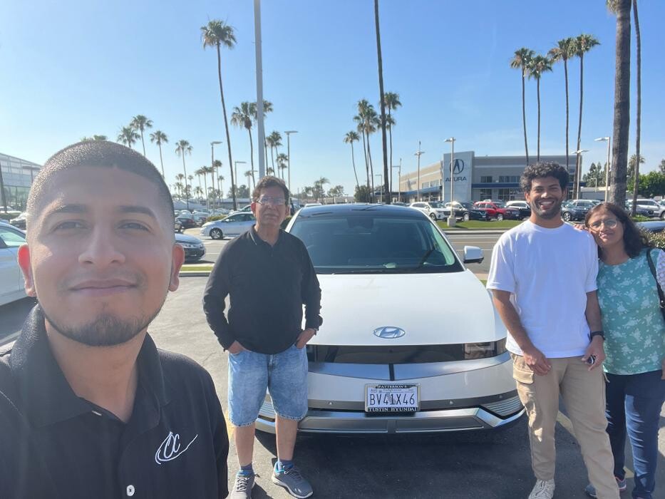 Images Tustin Hyundai
