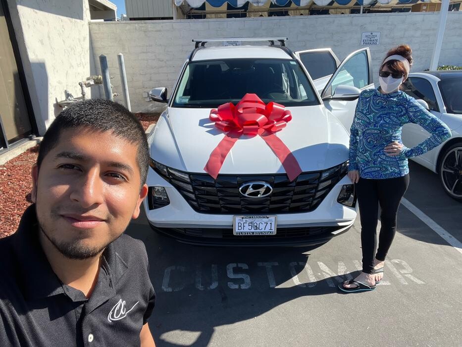 Images Tustin Hyundai