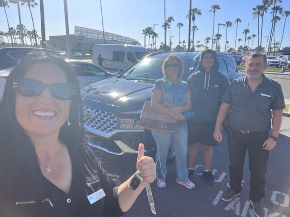 Images Tustin Hyundai