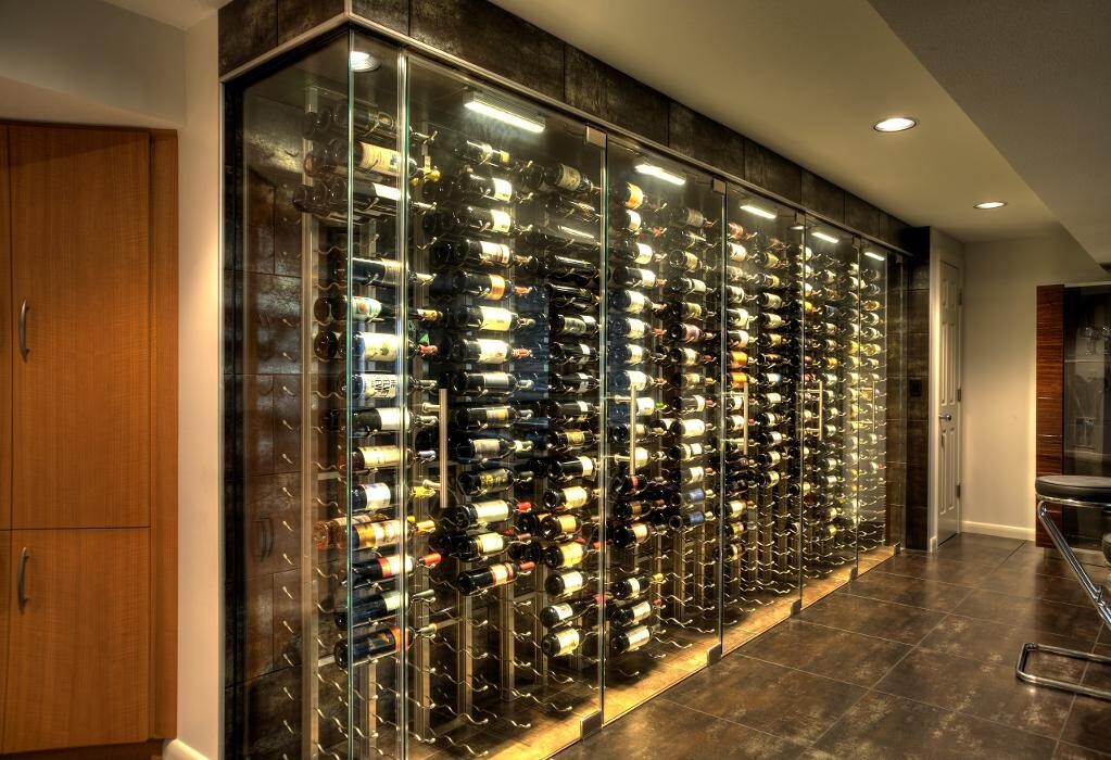 Images Bell Mirror & Glass Inc.