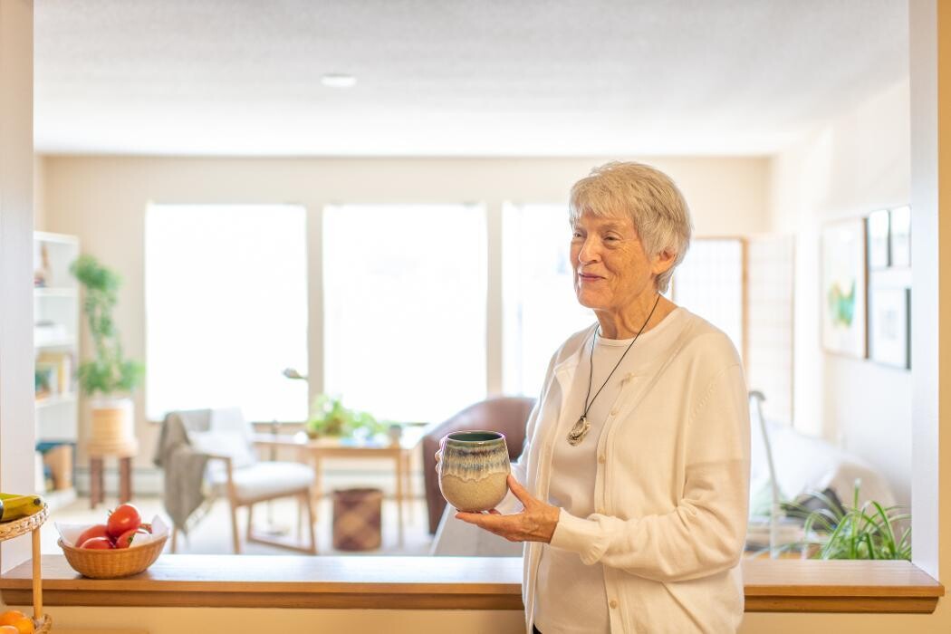 Images Shorewood Senior Campus