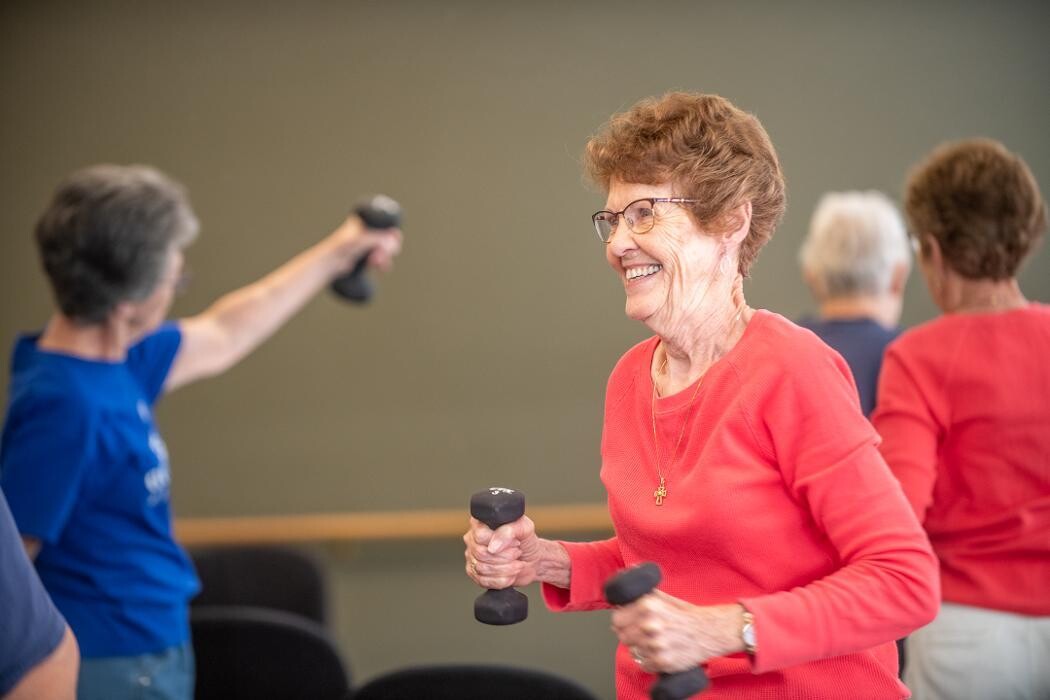 Images Shorewood Senior Campus