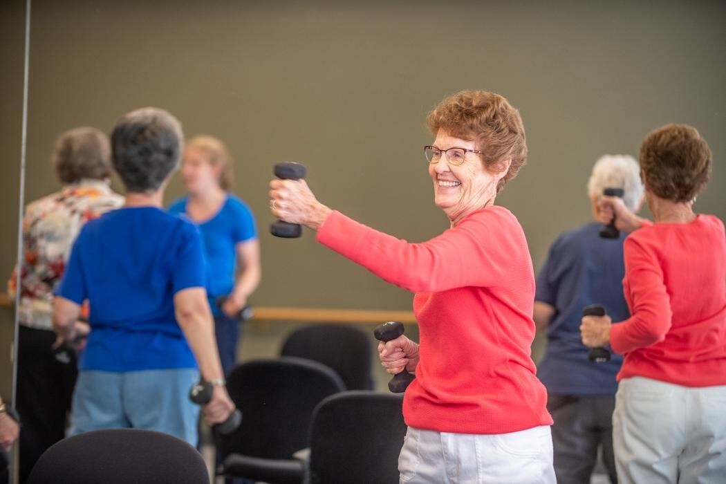 Images Shorewood Senior Campus