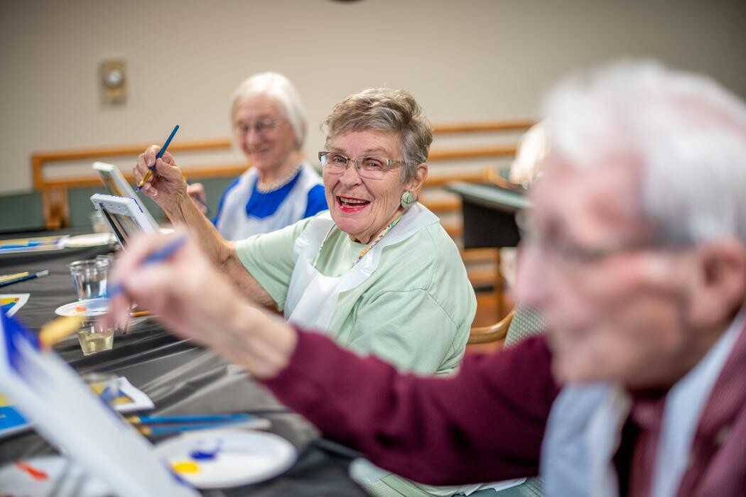 Images Shorewood Senior Campus