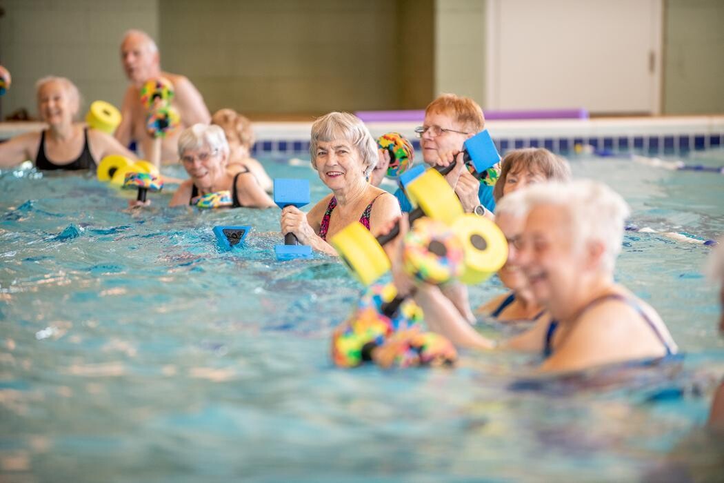 Images Shorewood Senior Campus