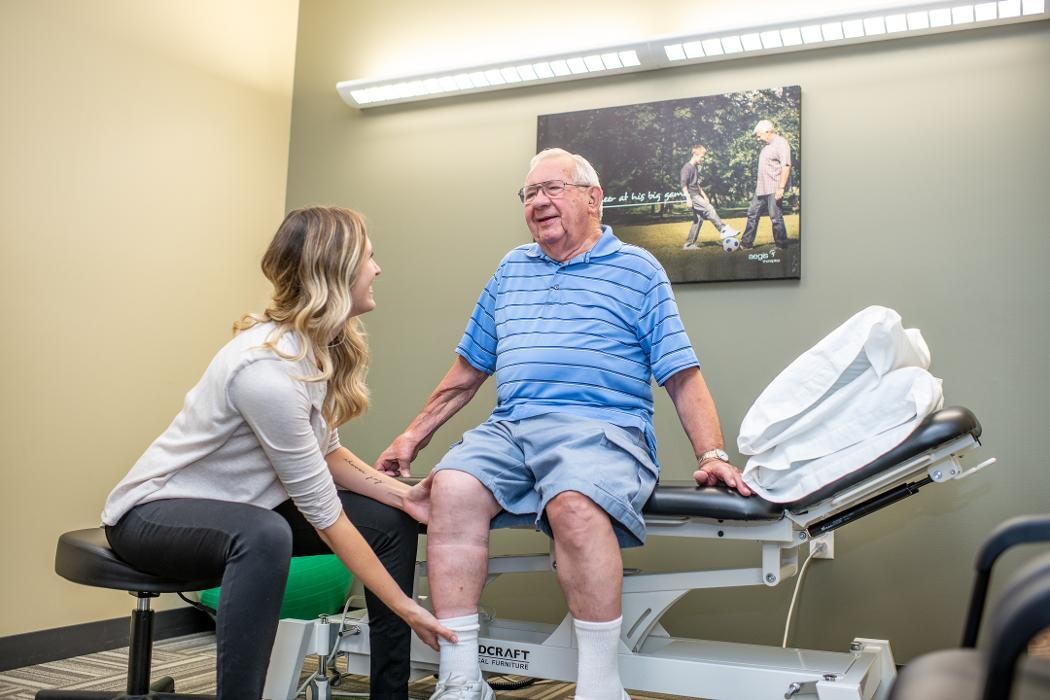 Images Shorewood Senior Campus