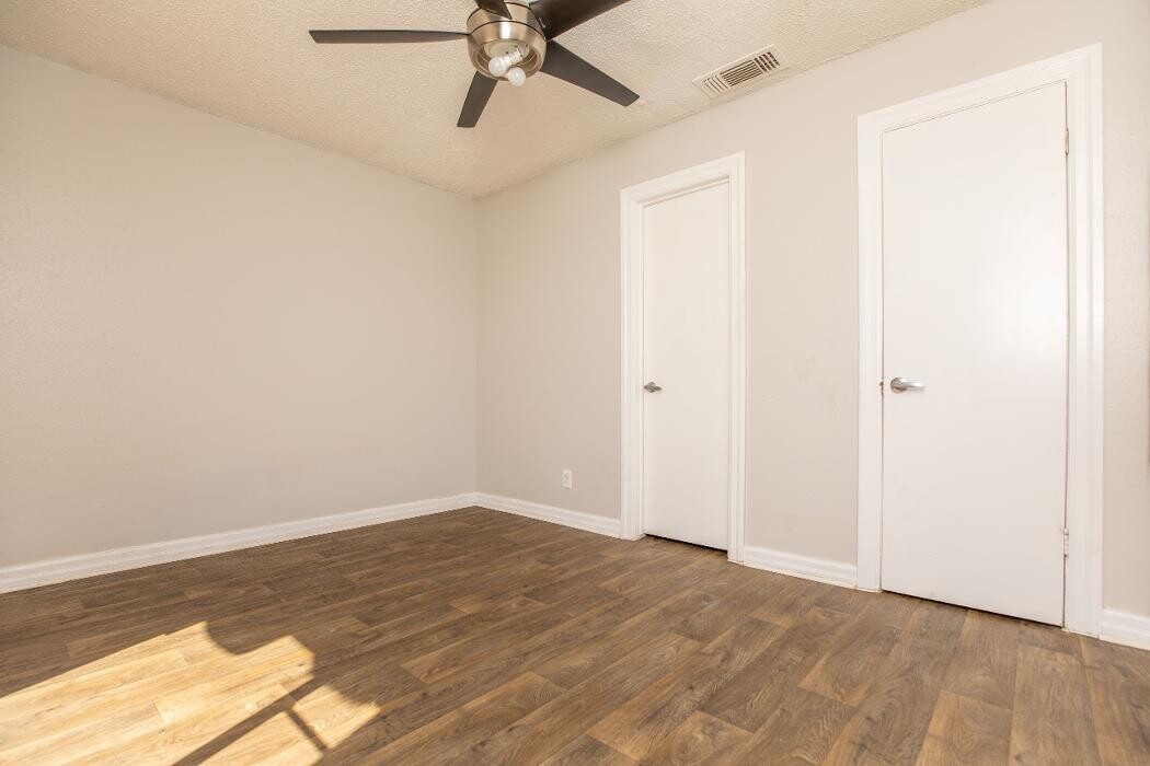 Images Fredericksburg Place Apartments