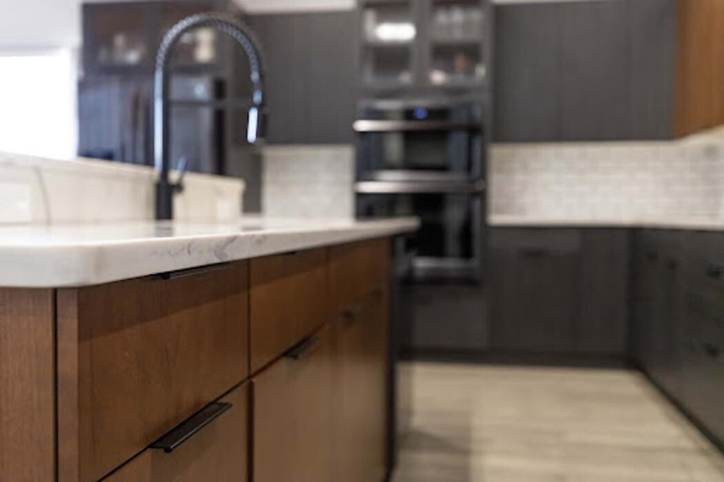 Images E-Town Kitchens & Baths Inc