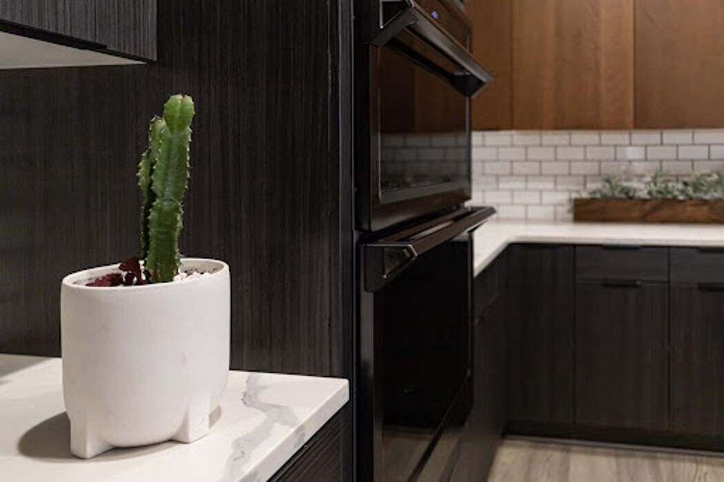Images E-Town Kitchens & Baths Inc
