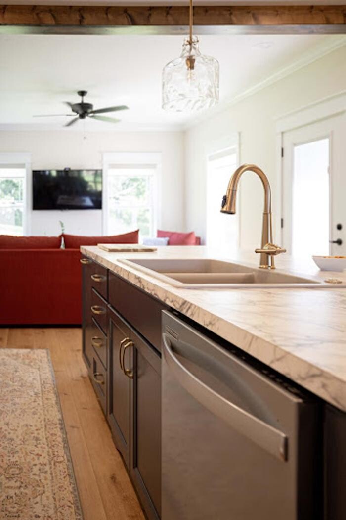 Images E-Town Kitchens & Baths Inc