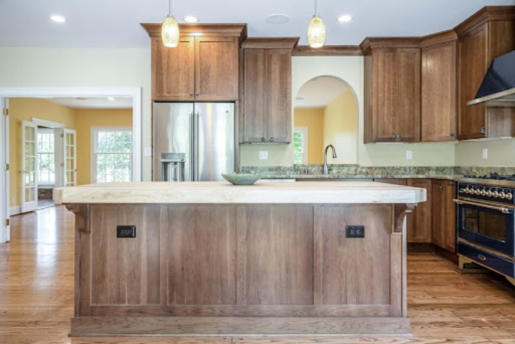 Images E-Town Kitchens & Baths Inc
