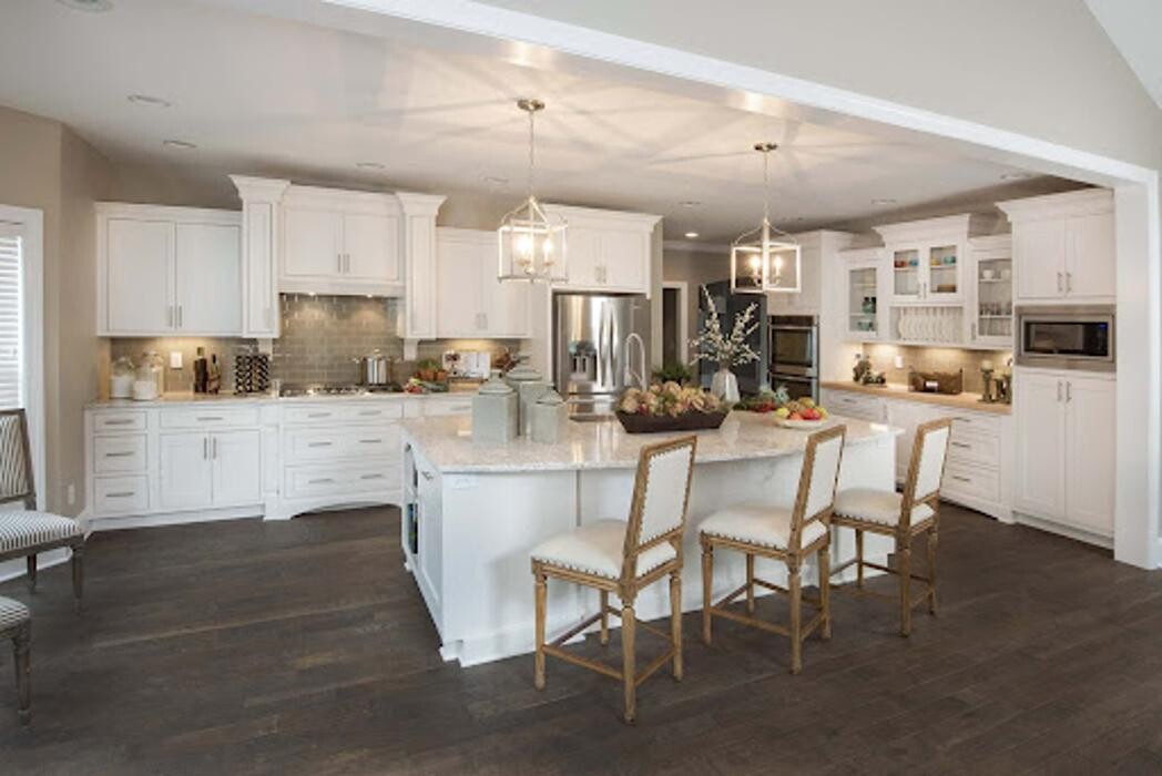 Images E-Town Kitchens & Baths Inc