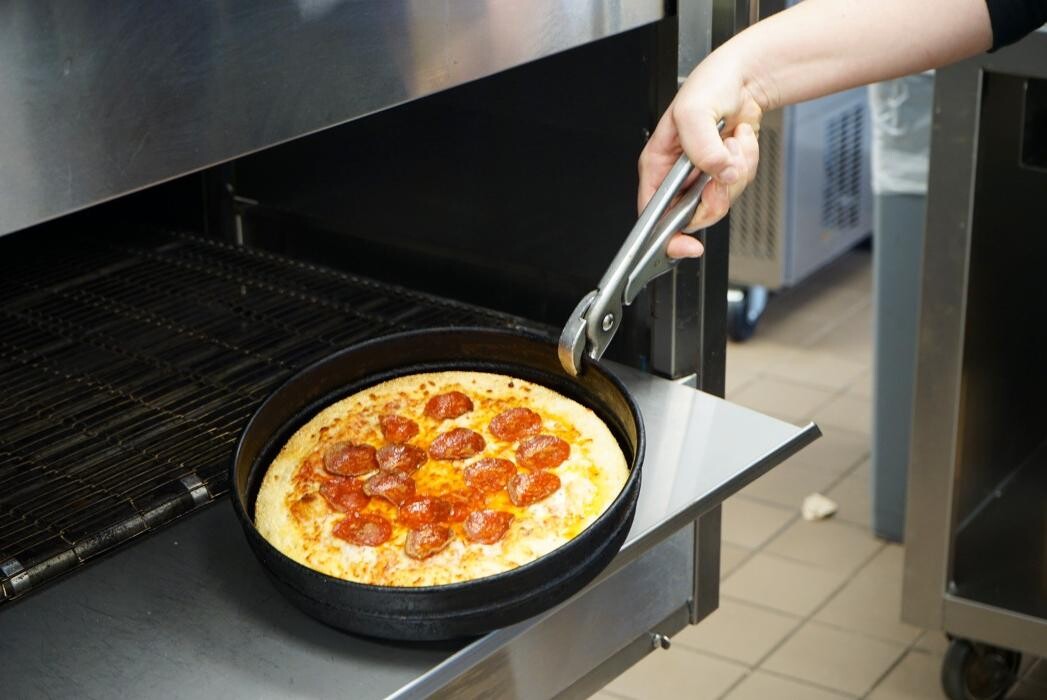 Images Hungry Howie's Pizza