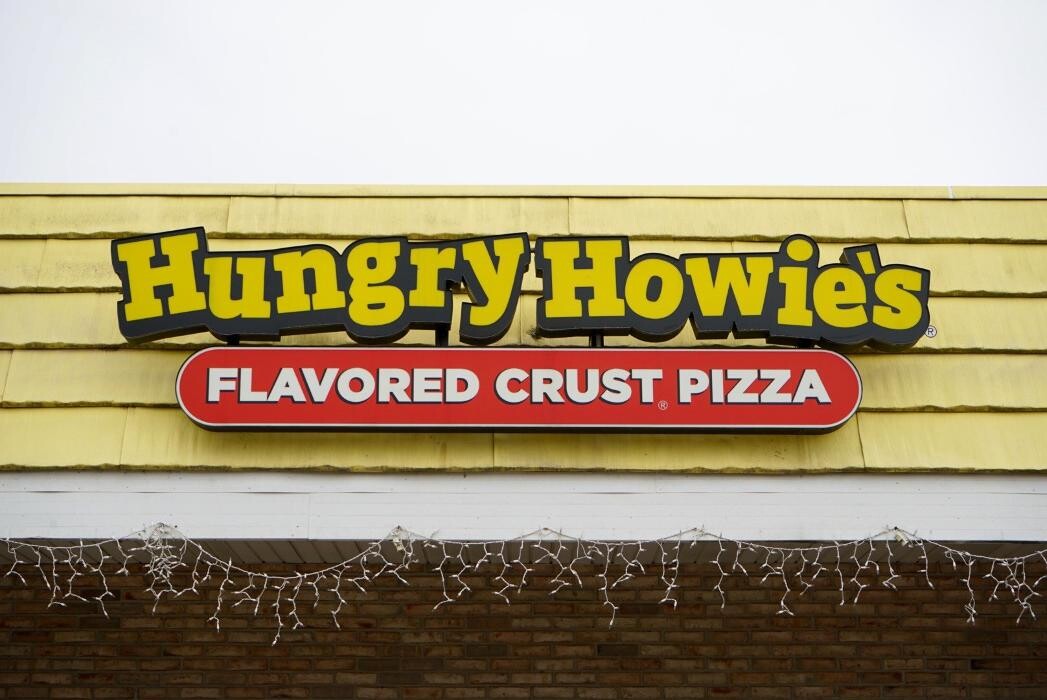 Images Hungry Howie's Pizza