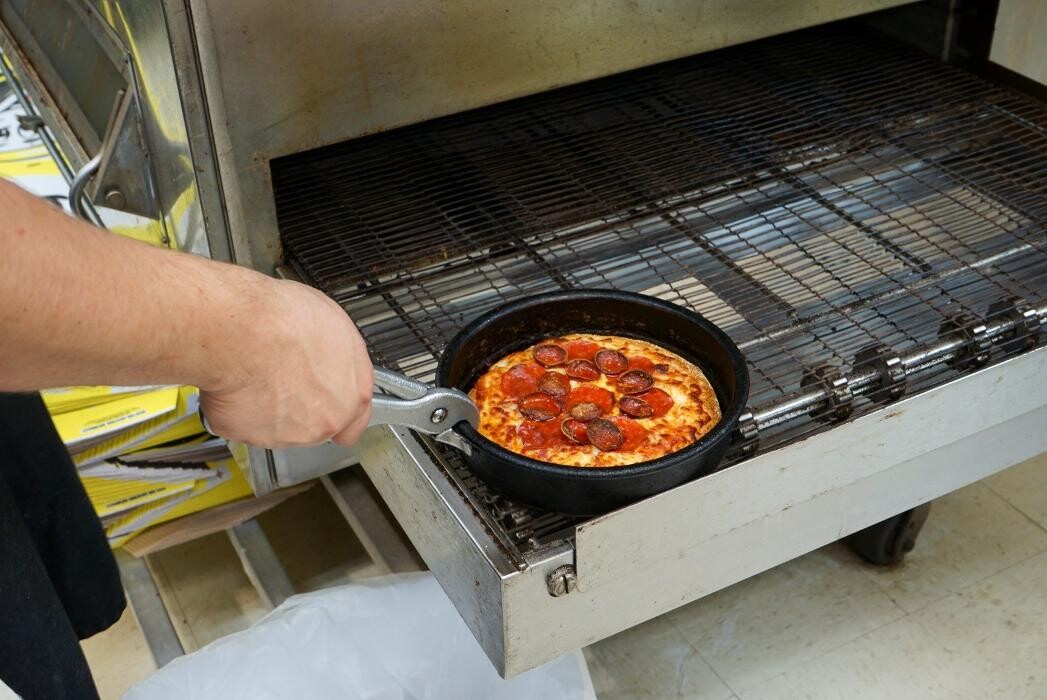 Images Hungry Howie's Pizza