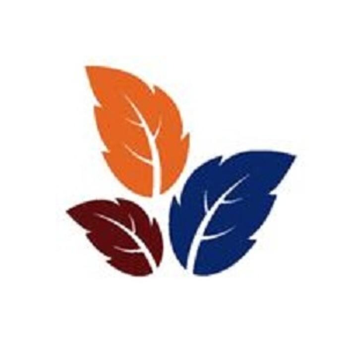 Woodlake Villas Logo
