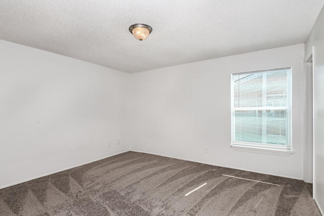 Images Woodlake Villas