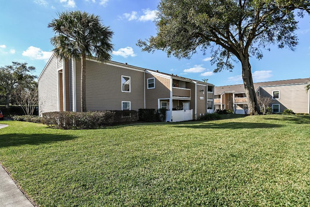 Images Woodlake Villas