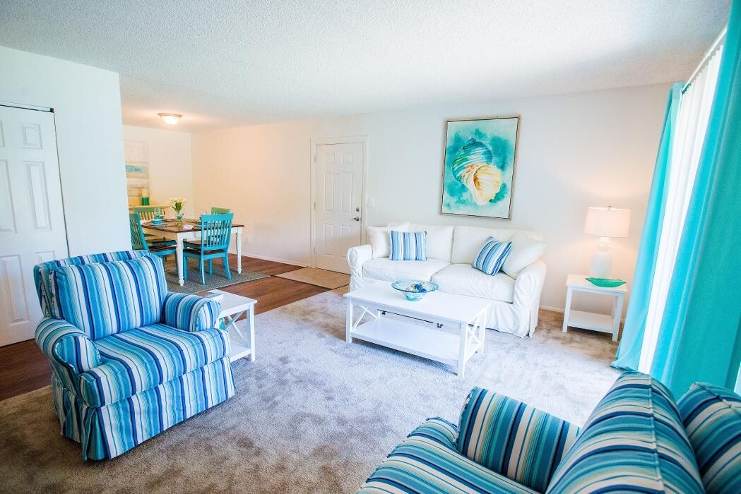 Images Woodlake Villas