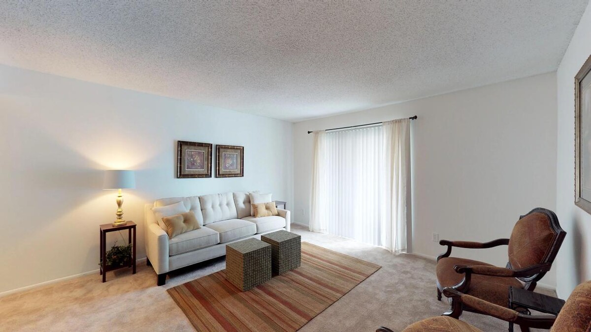 Images Woodlake Villas