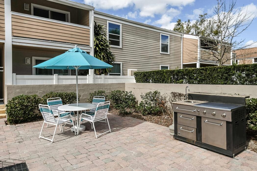 Images Woodlake Villas