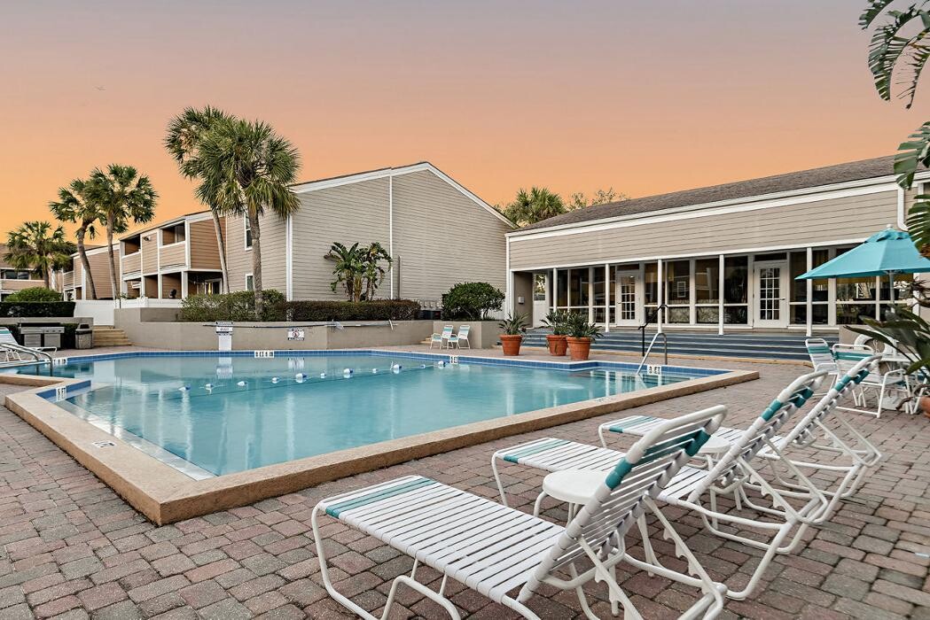 Images Woodlake Villas