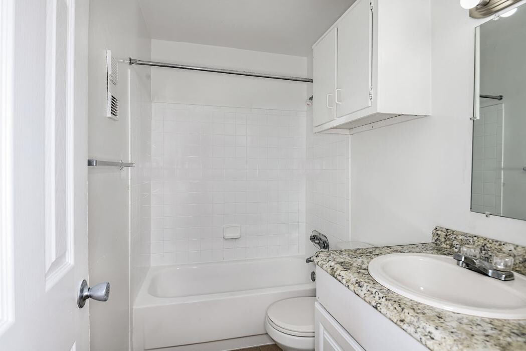 Images Woodlake Villas