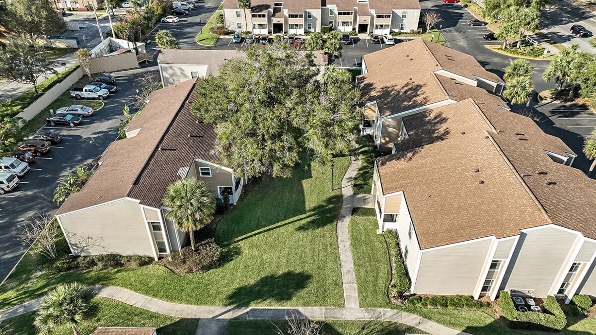 Images Woodlake Villas