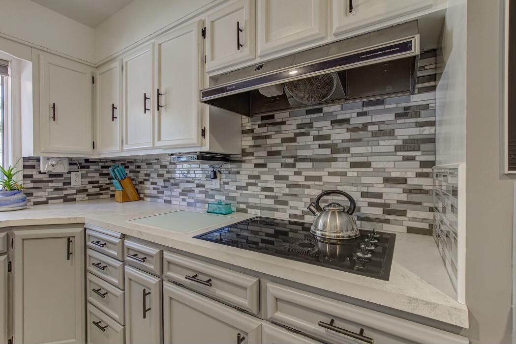 Images Peak Properties