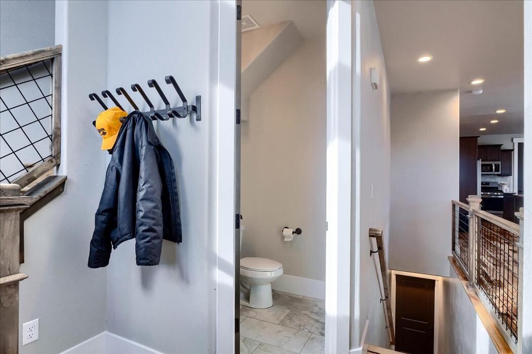 Images Peak Properties