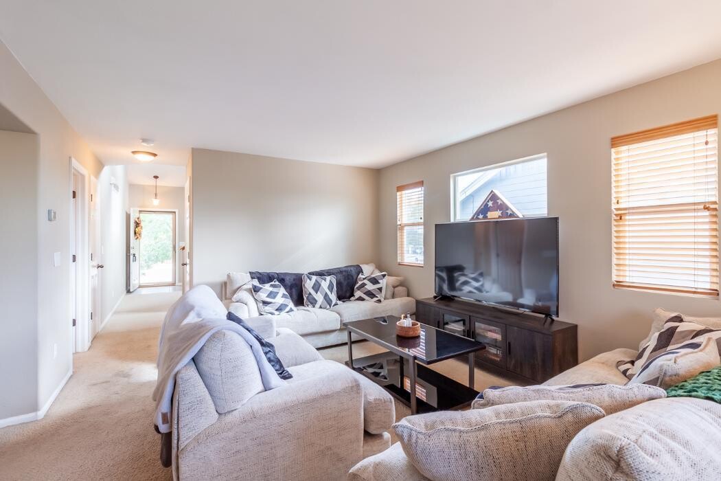 Images Peak Properties