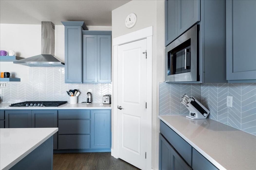 Images Peak Properties