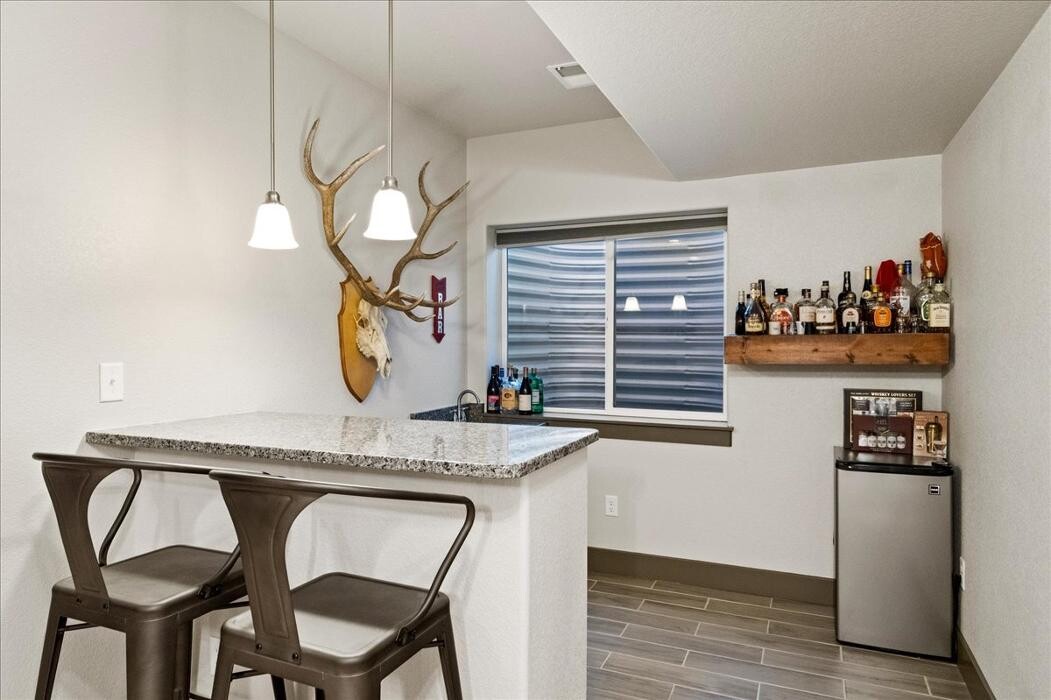 Images Peak Properties