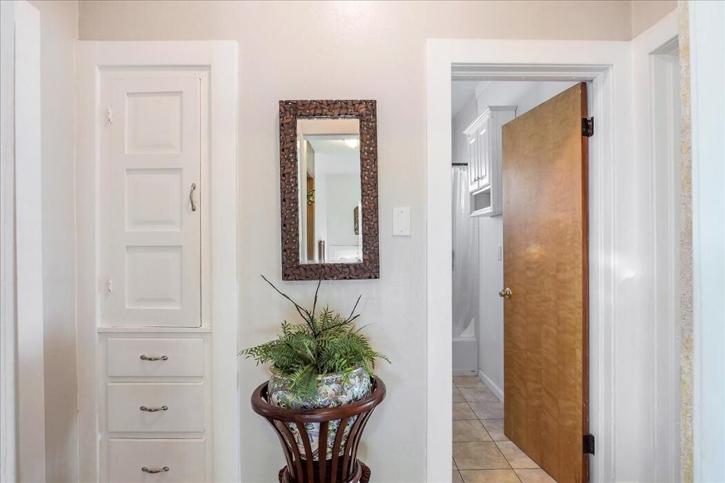 Images Peak Properties