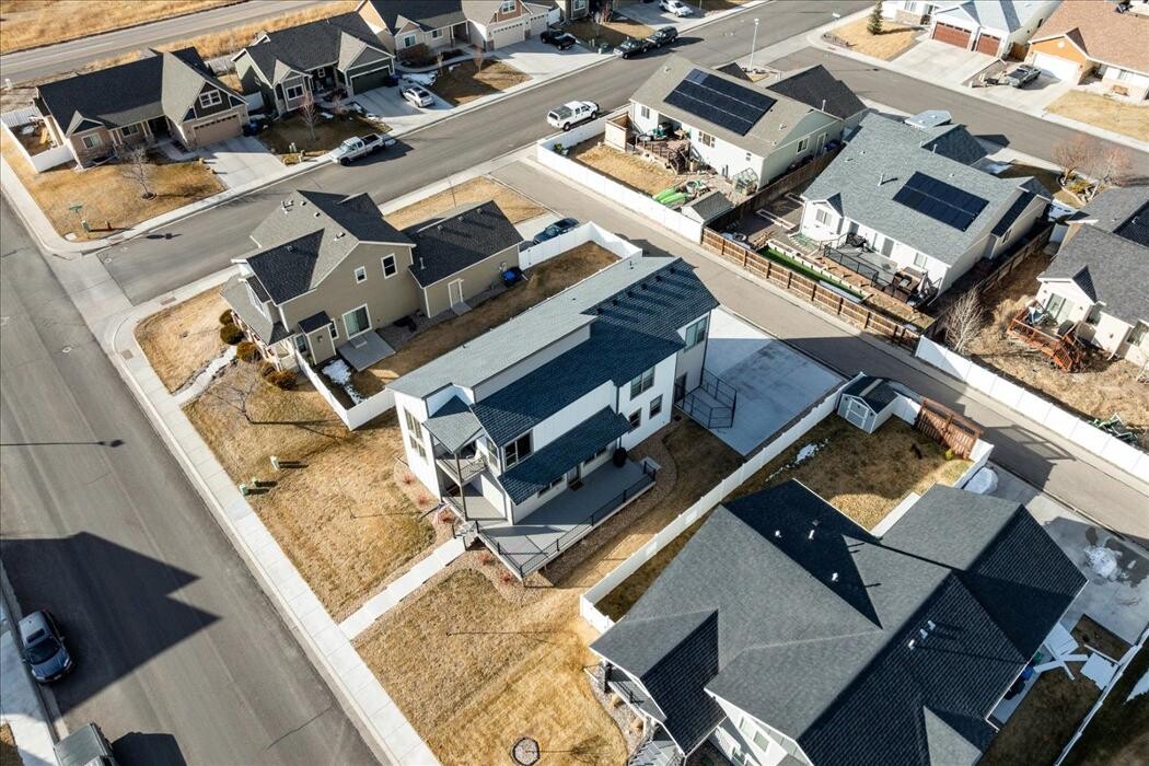 Images Peak Properties