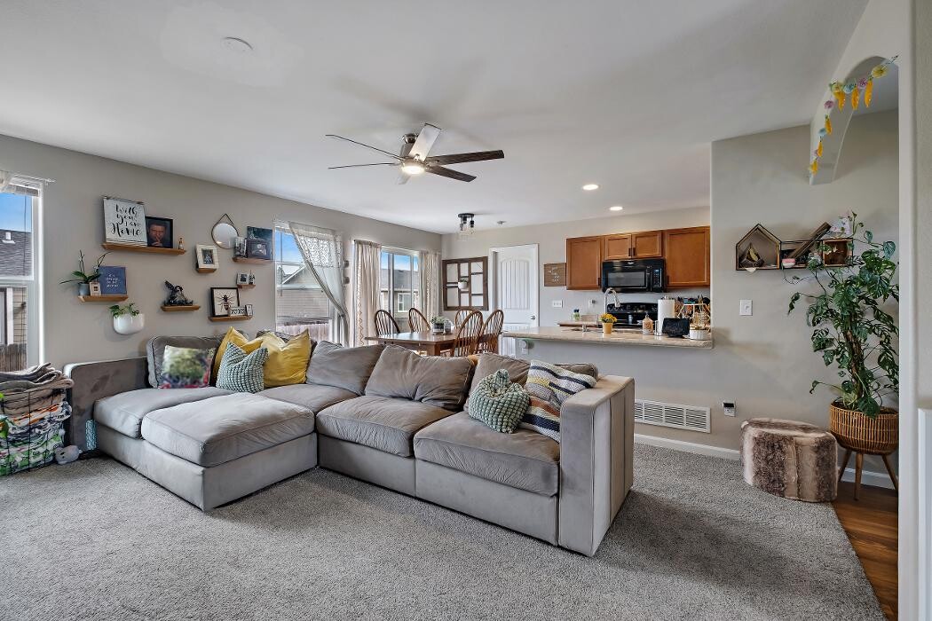 Images Peak Properties