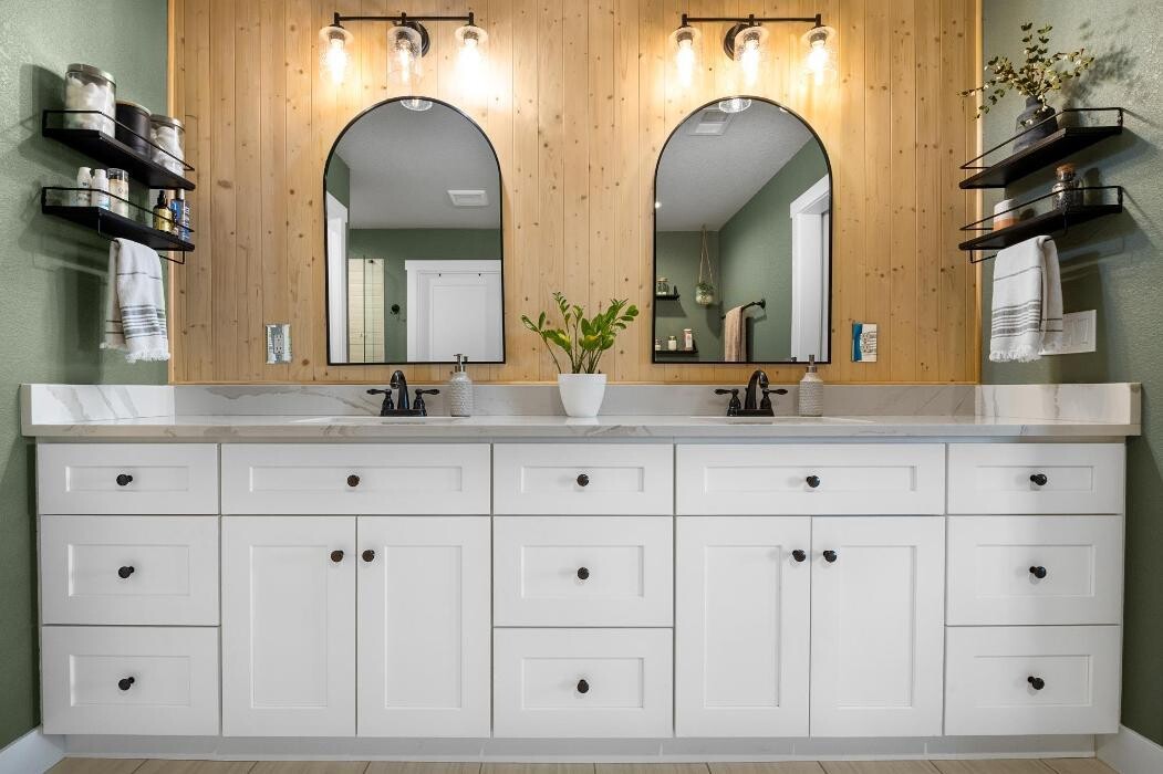 Images Peak Properties