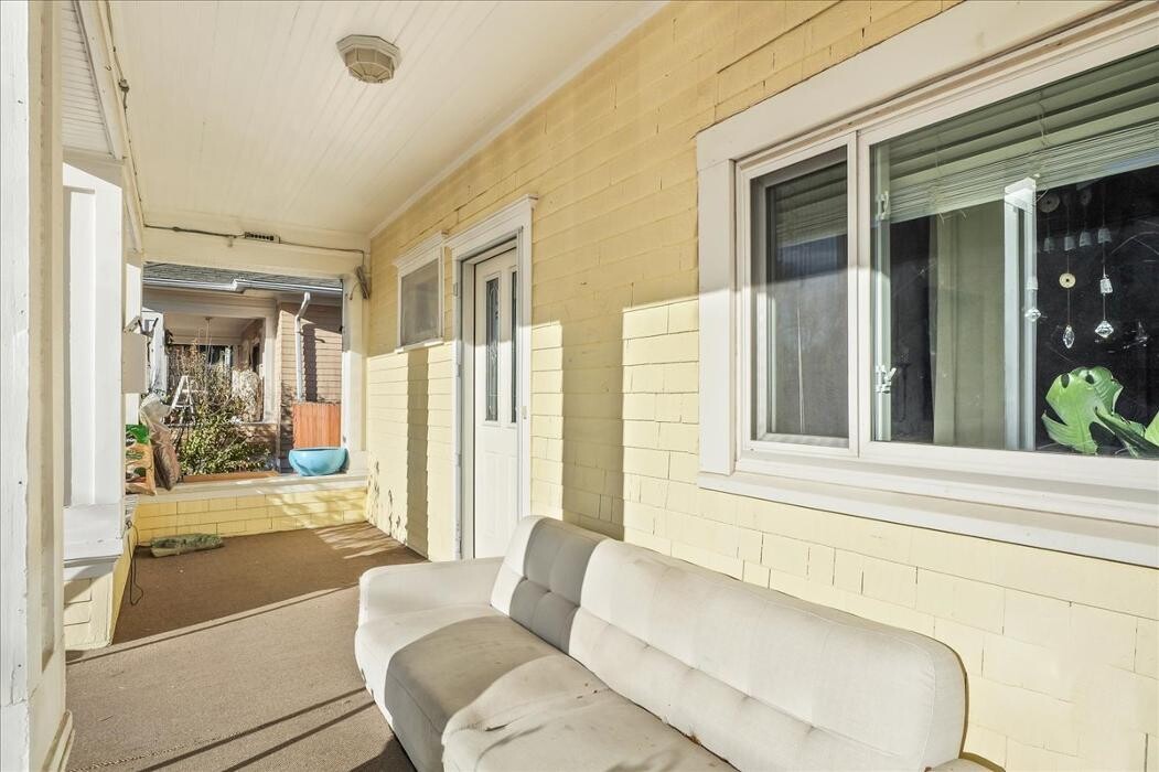 Images Peak Properties