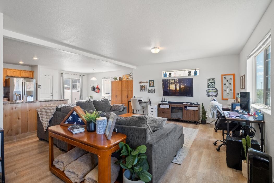 Images Peak Properties