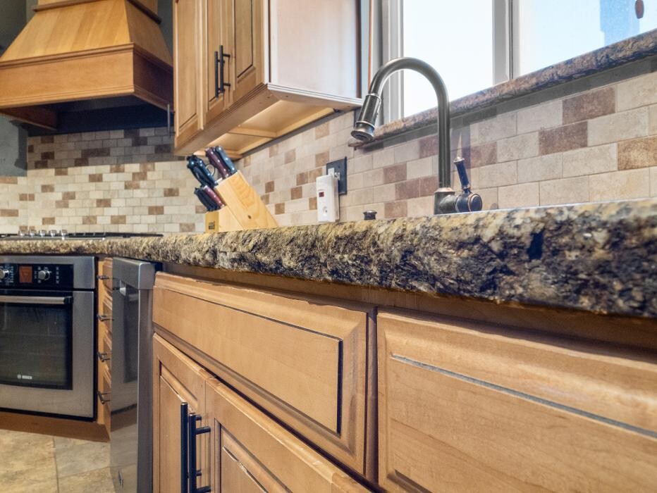 Images Peak Properties