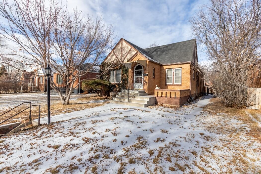 Images Peak Properties