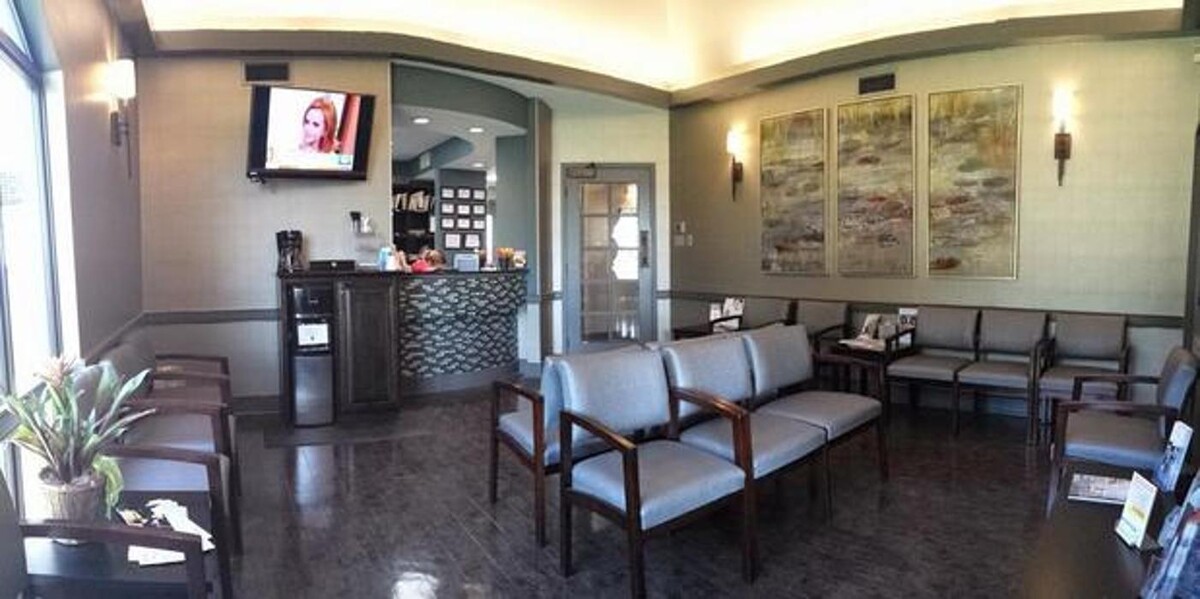 Images Unforgettable Smiles- Dr. John Moreau, DDS & Dr. Jade Moreau, DDS