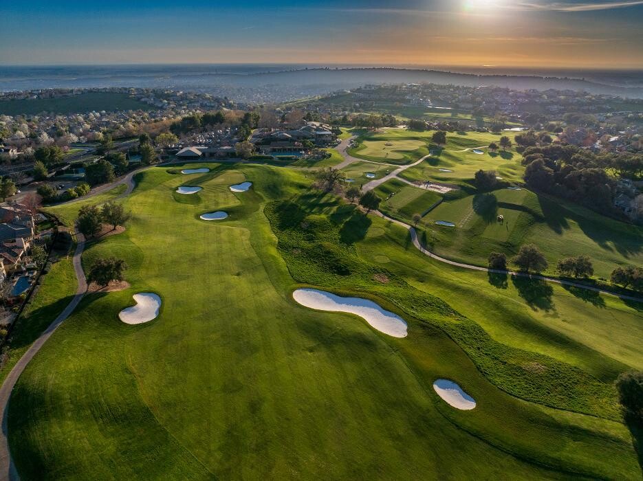 Images Serrano Country Club